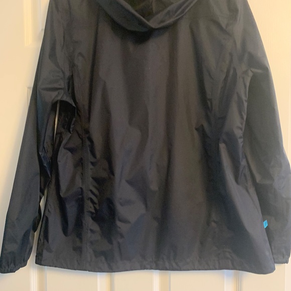 Raincoat - Picture 2 of 5